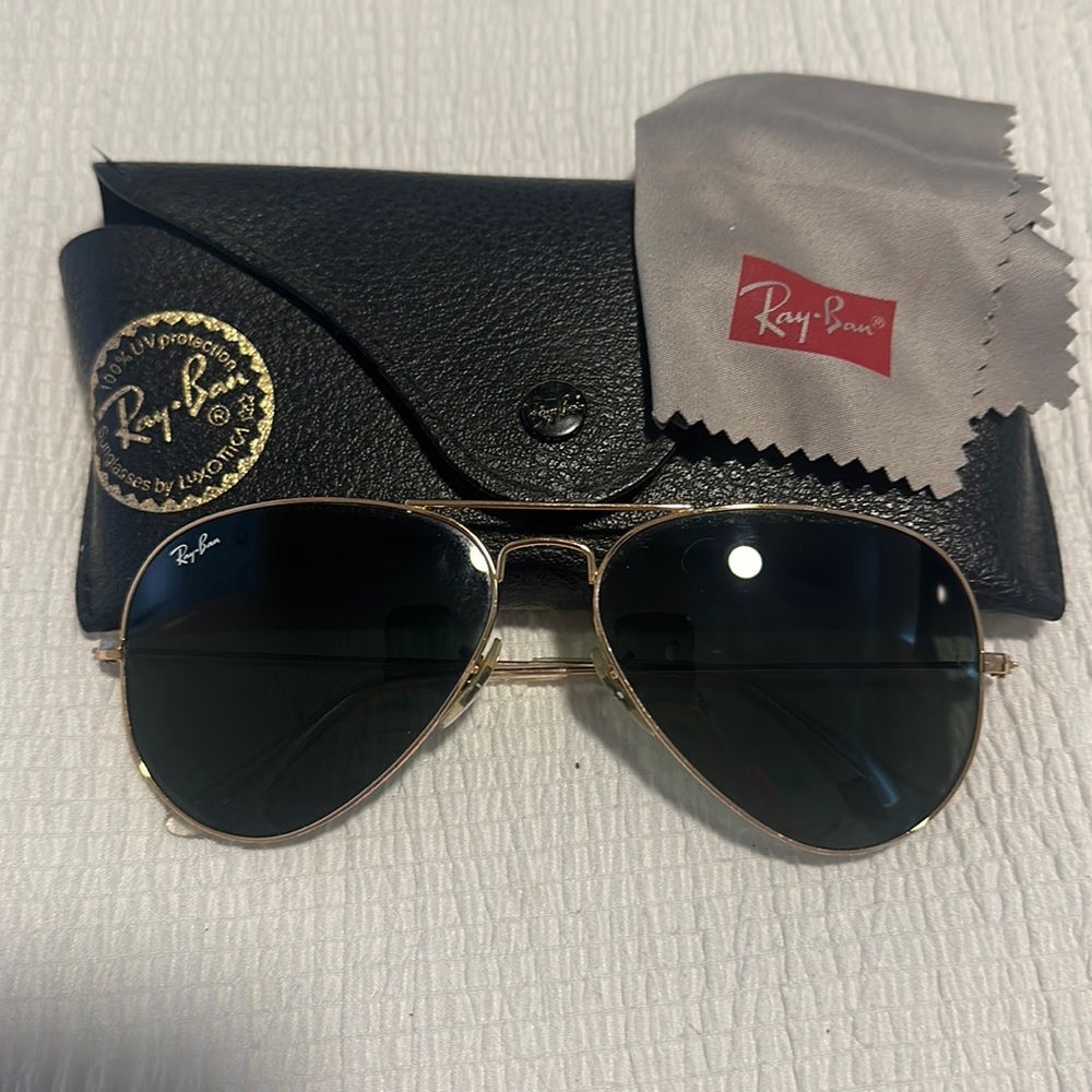 Ray-Ban Gold Frame Classic Aviators
